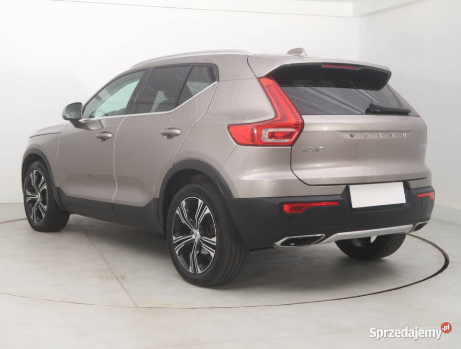 Volvo XC40 D3 beżowy dolnośląskie Bielany Wrocławskie