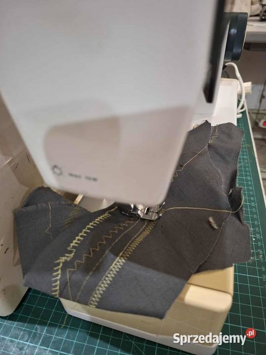Sprzedam maszynę do szycia ELNA Ciechanów sprzedam