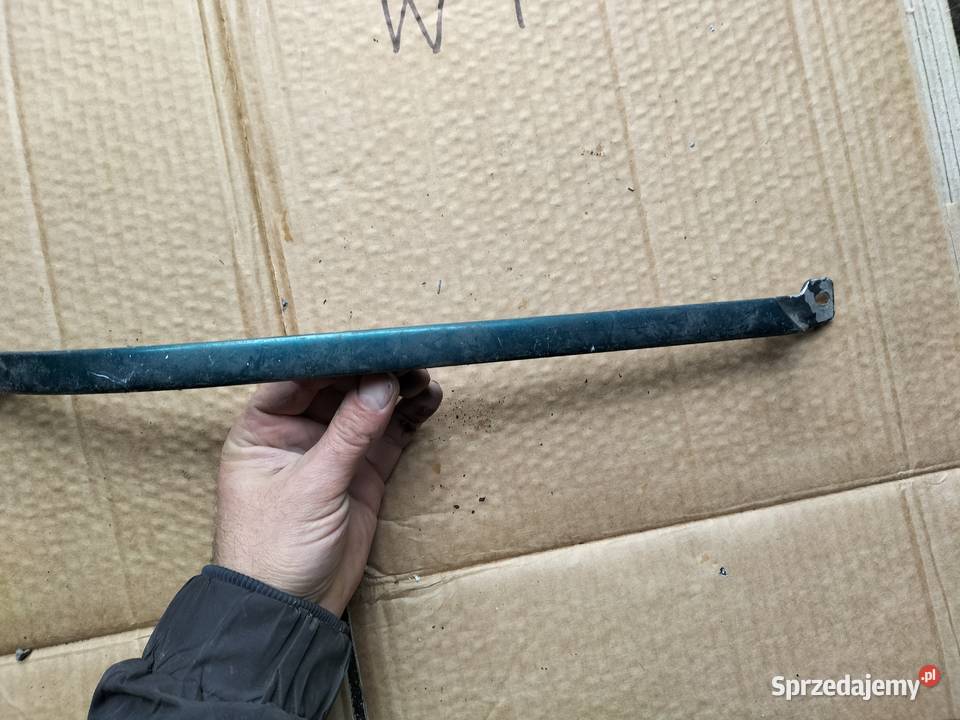 LISTWA POD LAMPE AUDI 80 B4 LISTWA lubelskie