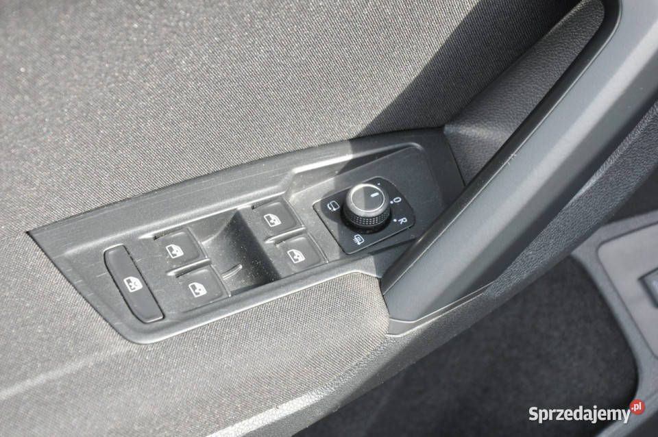 Volkswagen Tiguan 15TSI 150 DSG ElKlapa Podgrz 150KM Stalowa Wola