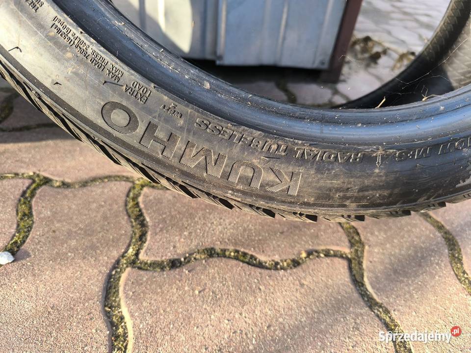 Opony używane Kumho WinterCraft WP71 245 40 r19 Szydłowiec sprzedam