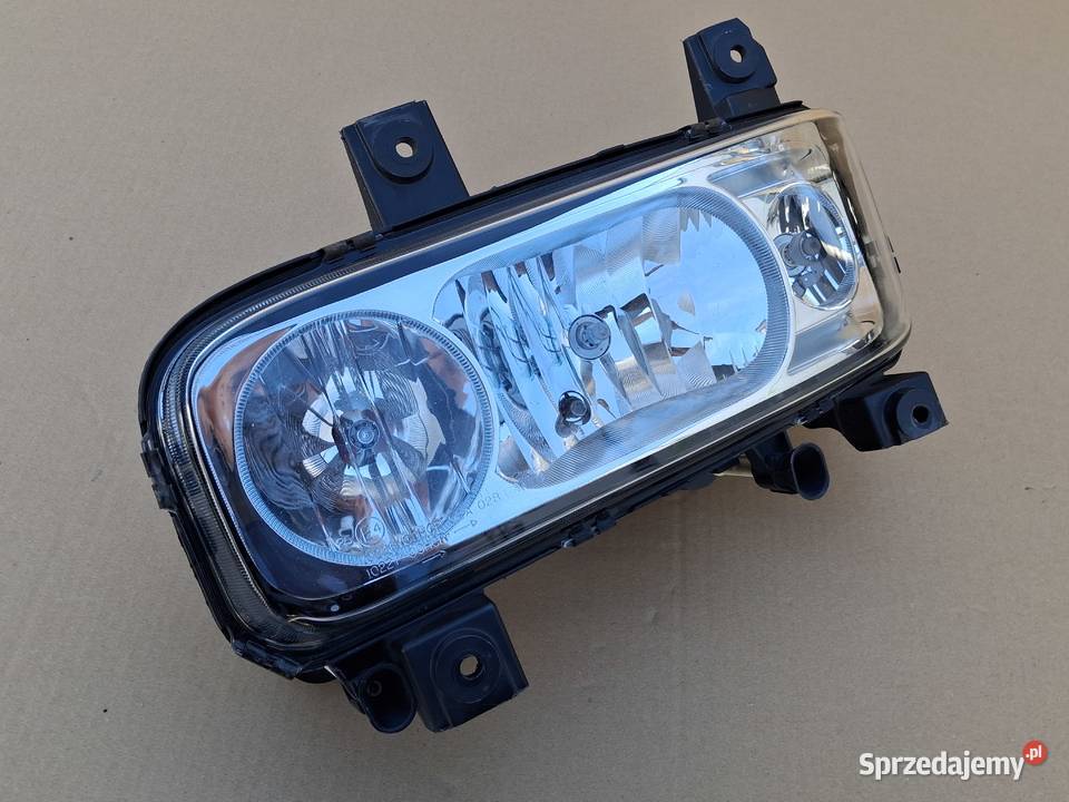 MERCEDES ATEGO REFLEKTOR LEWY LAMPA LEWA Bieleń