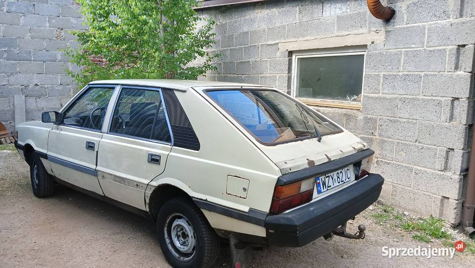 POLONEZ BOREWICZ EXPORT 1983 R W ciągłe Rok produkcji 1982 Żyrardów