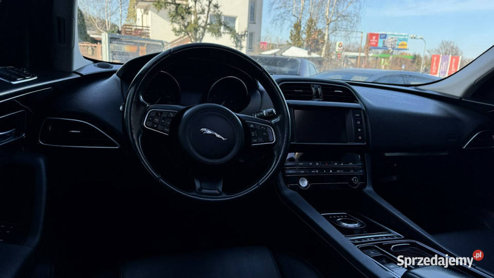 Jaguar FPACE 20 4WD 296 Pakiet black Skóry światła do jazdy dziennej pomorskie Gdynia