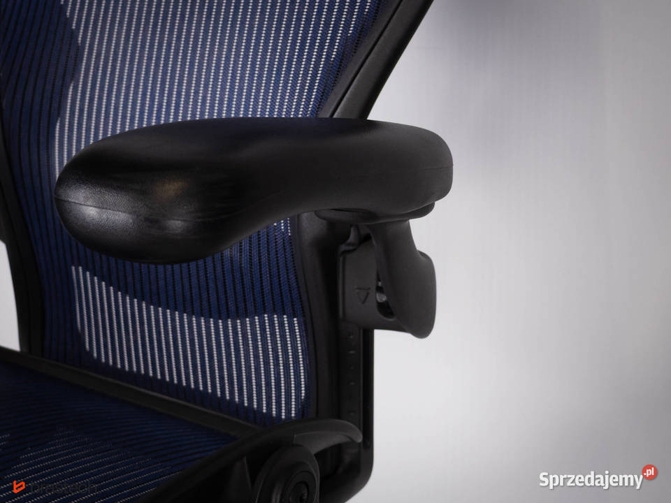 Fotel biurowy Herman Miller Aeron Classic B Sątoczno