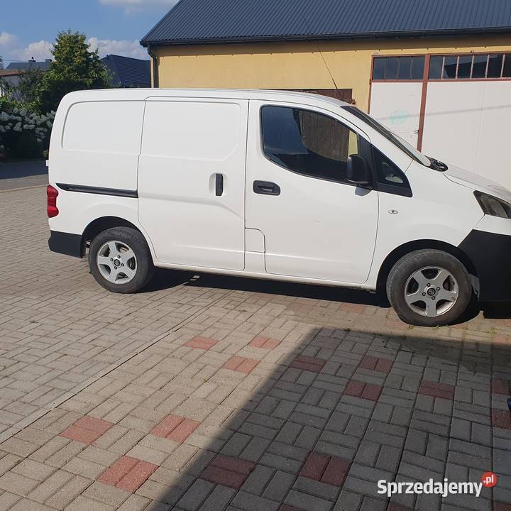Sprzedam nissana nv 200 15 2013r 1500cm3 Garwolin