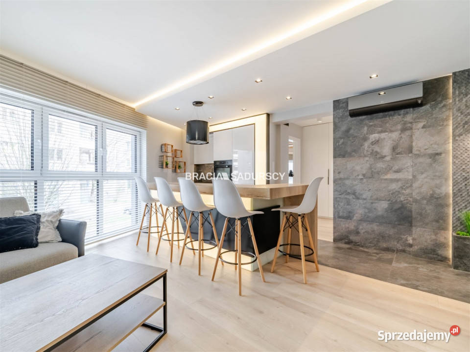 Mieszkanie Kraków Dworska 69m2 3 pokojowe miejsce parkingowe małopolskie