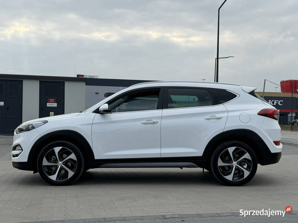 Hyundai Tucson 17 CRDI 141 LED AUTOMAT Nawigacja 1685cm3 Tucson warmińsko-mazurskie Mrągowo