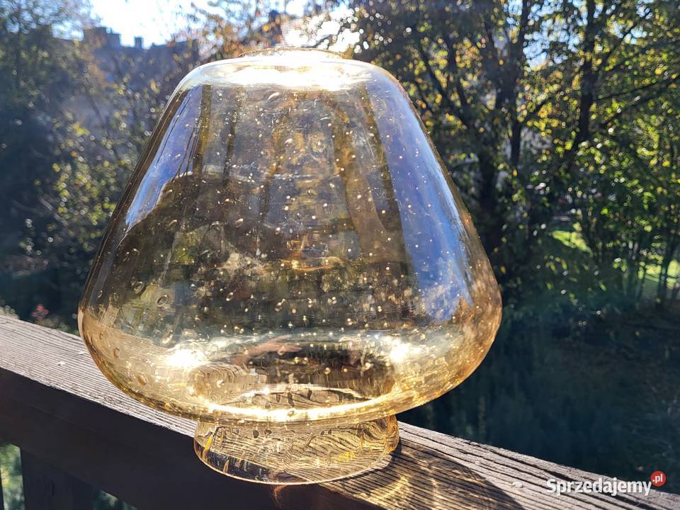 Klosze z czasów PRL lekko żółty miodowy kolor małopolskie Kraków