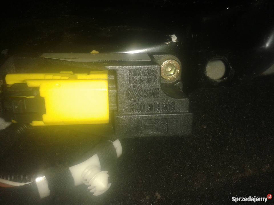 Sensor czujnik uderzeniowy golf4 600 909 606 łódzkie Ozorków sprzedam