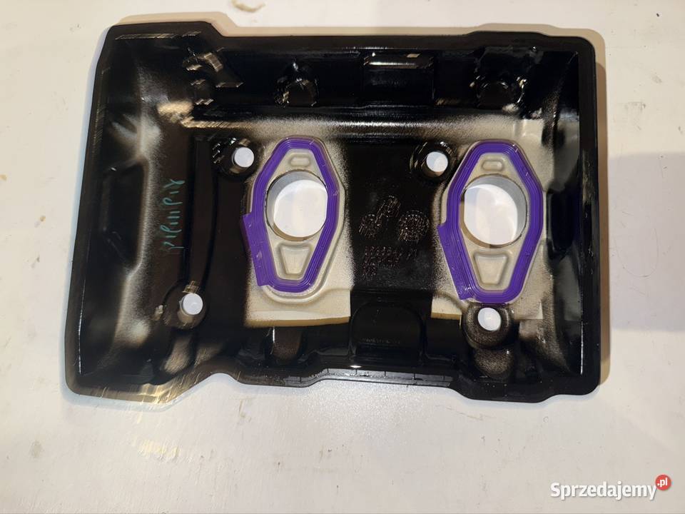 Pokrywa zaworów BMW F900R K83 wielkopolskie Ostrzeszów