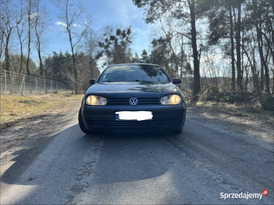 Golf 4 14 LPG oszczędny kurtyny powietrzne wielkopolskie