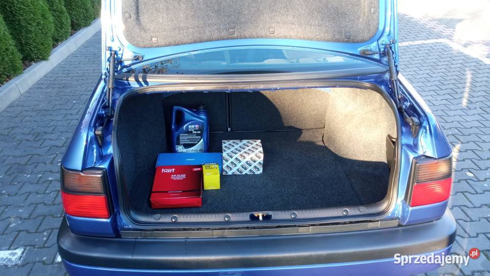 Vento 18b 751 właściciel w DE nieuszkodzony Mniów