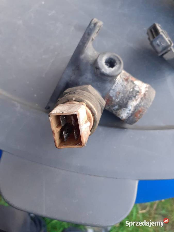 Audi 23 20v króciec głowicy czujnik temperatury Króćce głowicy Czosnów sprzedam