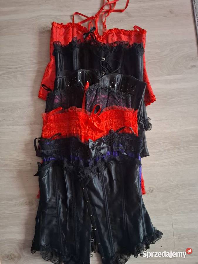 Komplet 7 gorsetów z koronką Kielce sprzedam