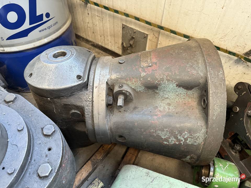 Głowica kątowa Wytaczarka SKODA Tarnowskie Góry