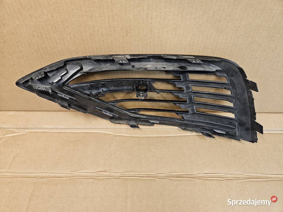 VOLVO S60 V60 III KRATKA PRAWA ZDERZAKA PRZÓD