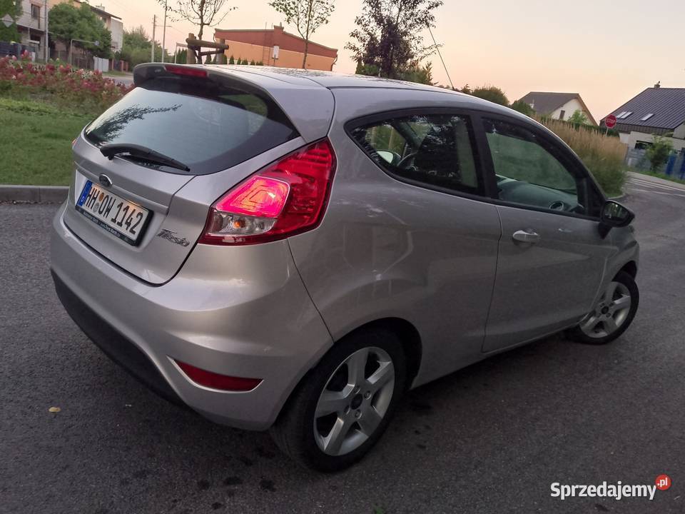 Ford Fiesta 15 Tdci światła przeciwmgielne Swarzędz