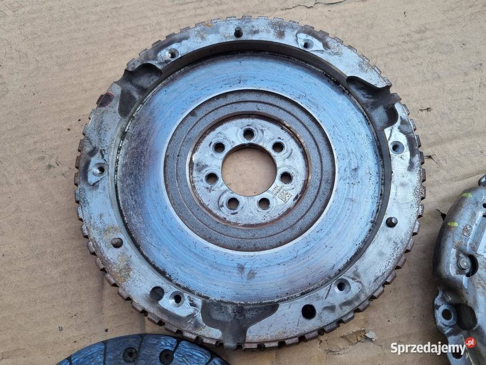 SPRZĘGŁO KOMPLETNE RENAULT CLIO IV 302050736R