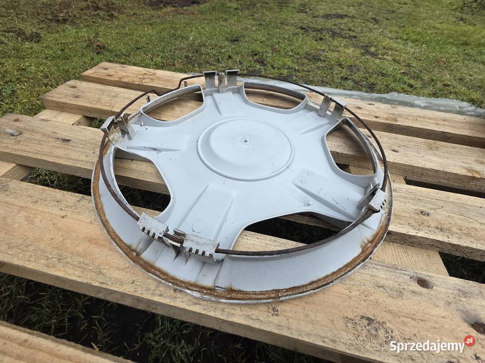 Kołpak Ford 14 FocusFiesta 2S611130 DA osobowe małopolskie Skawina