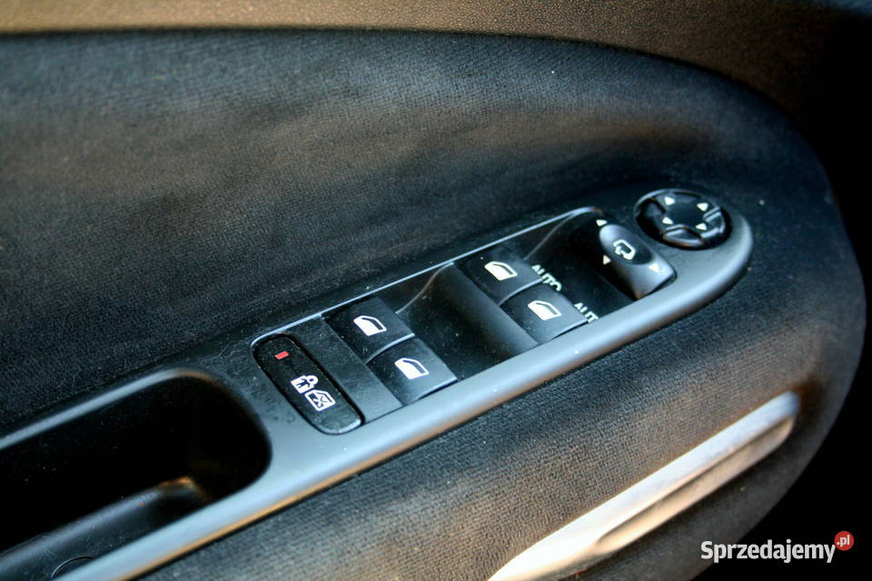 16 Benzyna Exclusive Climatronic Tempomat