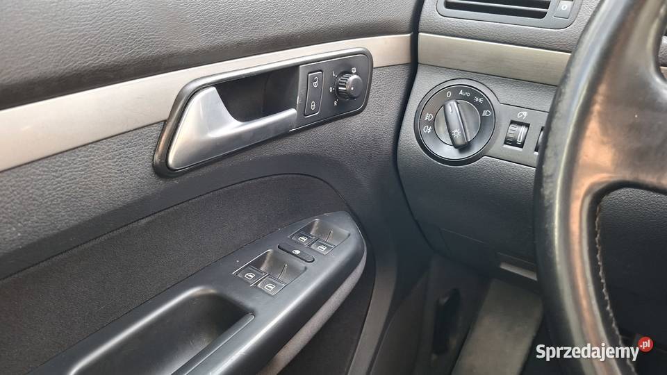 Volkswagen Touran 19 TDI 105 zadbany gotowy do Rok produkcji 2009 Tczew