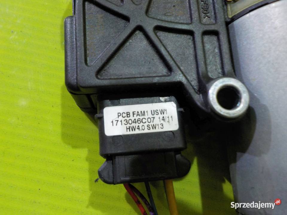 PEUGEOT 5008 I 11r silniczek szyberdachu osobowe Wyposażenie elektryczne Suków