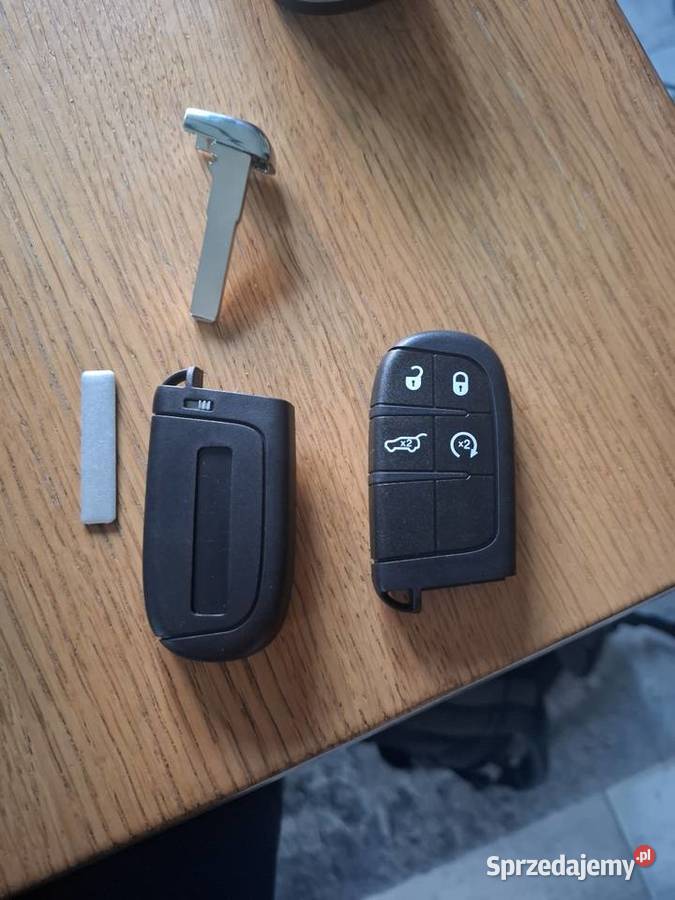 Obudowa pilota jeep dodge Stacyjki i kluczyki
