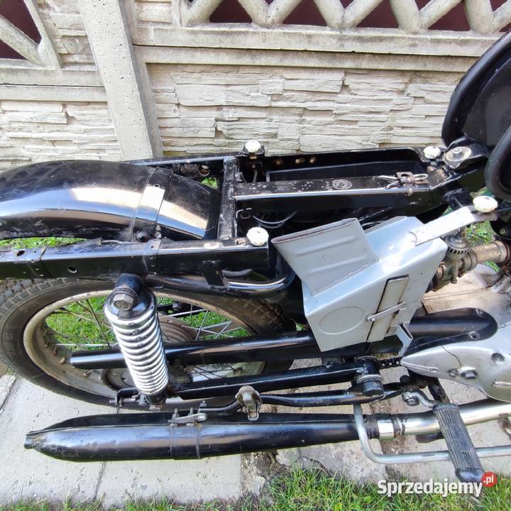 Motocykl WSK M06 B3 z października 1985 100 turystyczny Łazy