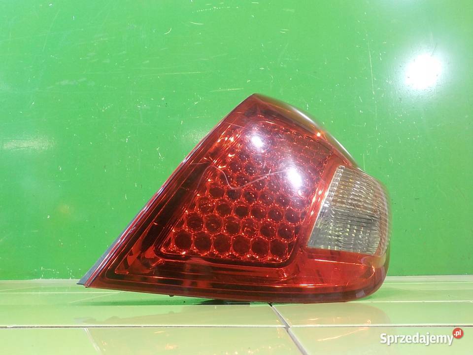 KIA CEED I LIFT 14 B 11r HB 5D lampa prawa tyl osobowe Suków