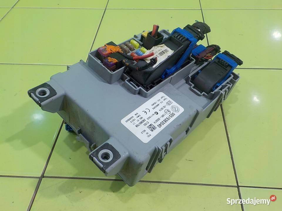 FIAT DOBLO II 13r VAN skrzynka bezpiecznikow Suków