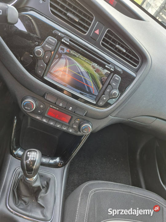 Kia Ceed 16 gdi oświetlenie led Benzyna KAMERA czarny Drelów sprzedam