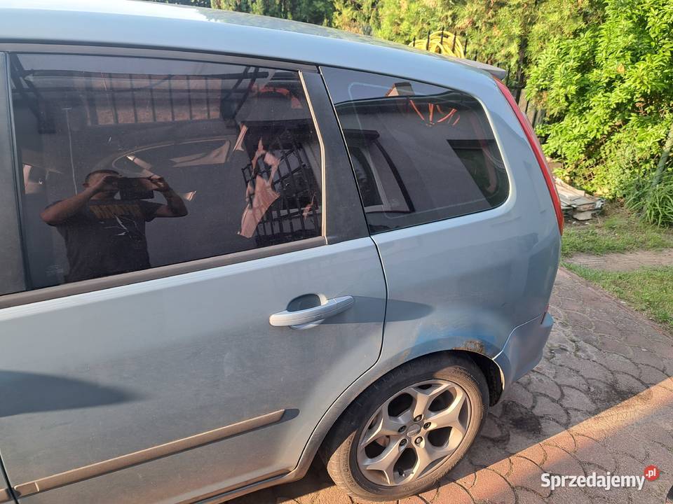 Syndyk sprzeda samochód osobowy Ford Focus C wielkopolskie Sepno sprzedam