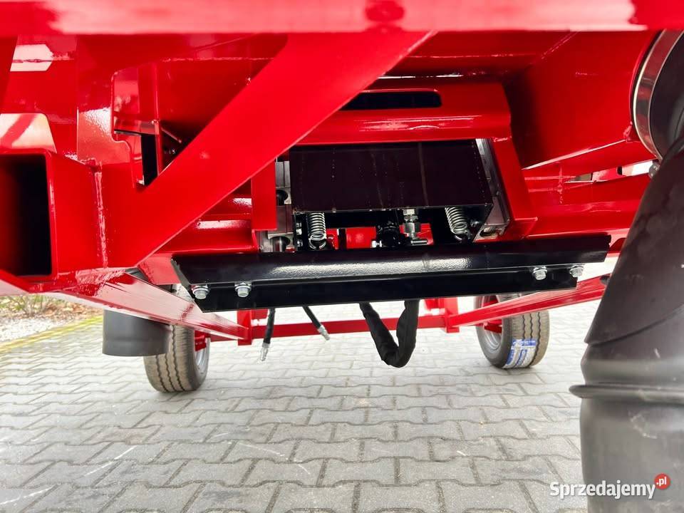 Ścielarka słomy do truskawek ST2