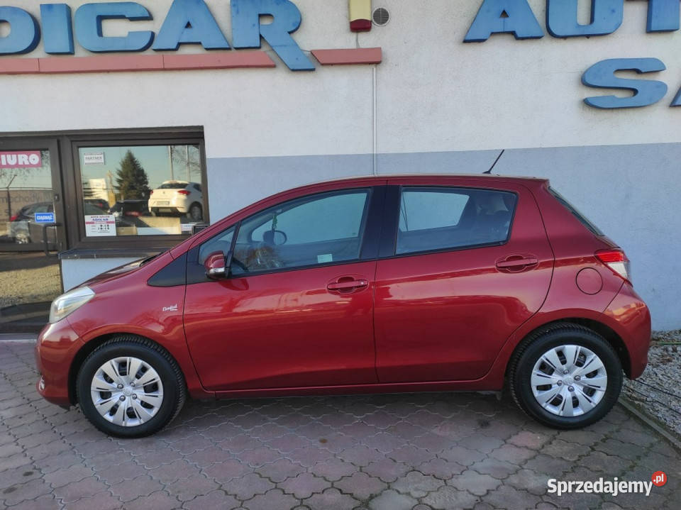Toyota Yaris 14 benzyna 6biegów klima isofix klimatyzacja Racibórz sprzedam