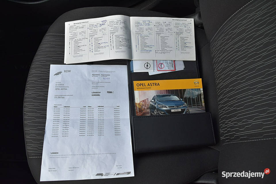 Opel Astra 14T 120 Alu Klima Navi Gwarancja J aluminiowe felgi Astra Nowe Kucice