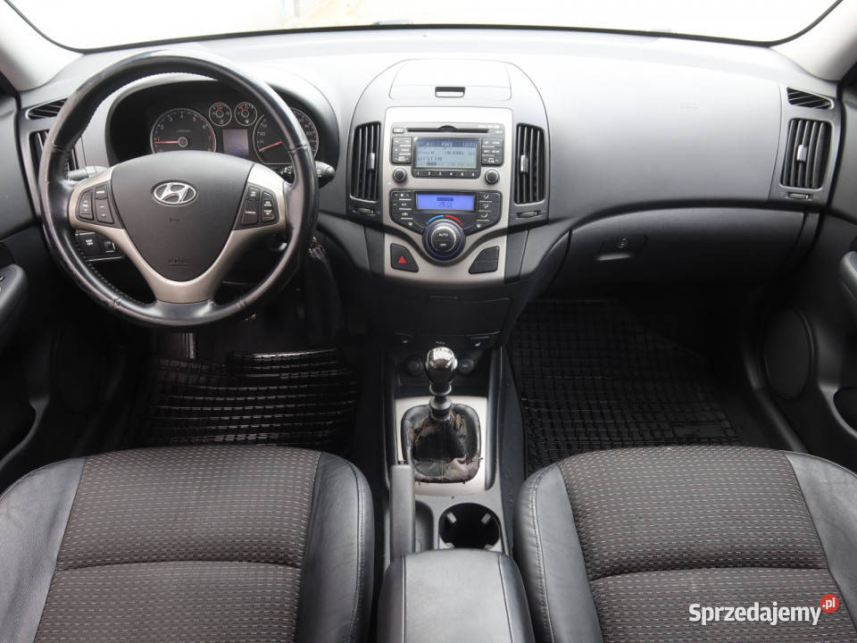 Hyundai i30 20 CVVT ASR (kontrola trakcji) sprzedam