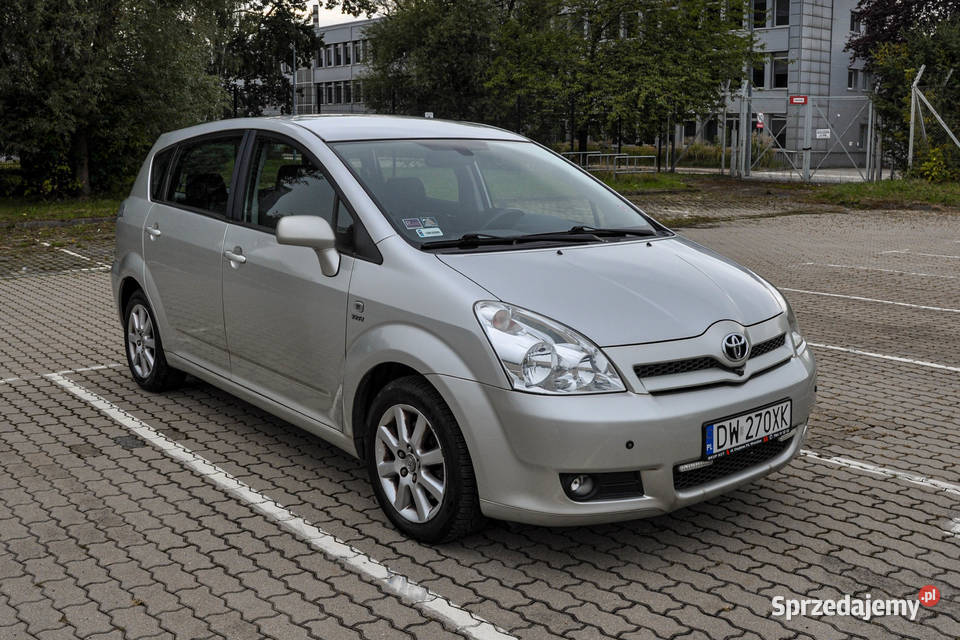 Toyota Corolla Verso 20 Automat 7osobowy 171 129KM Wrocław