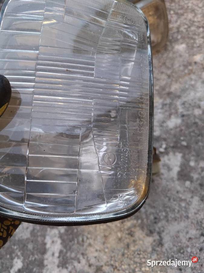 Reflektory lampy przednie Fiat 126p Maluch marka osobowe Tłuszcz