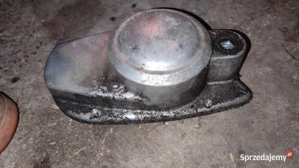 Lewy dekiel kapa silnika romet mińsk 125 400a