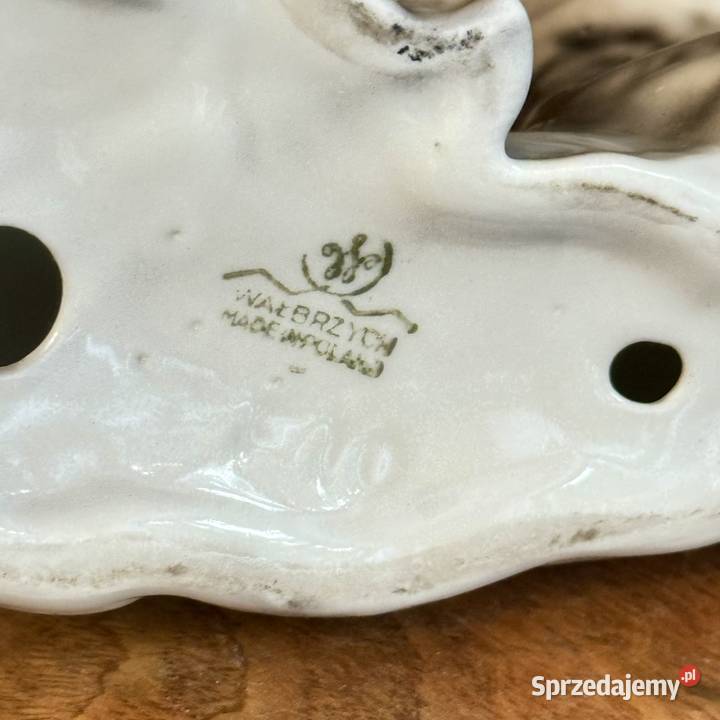 Figurka psa porcelana Wałbrzych PRL Antyki, Sztuka, Kolekcje śląskie Myszków sprzedam