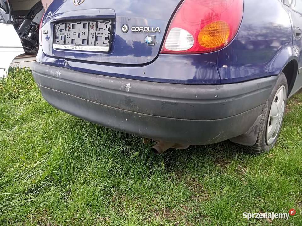 Zderzak tył Corolla E11 Hatchback 5D Sandomierz sprzedam