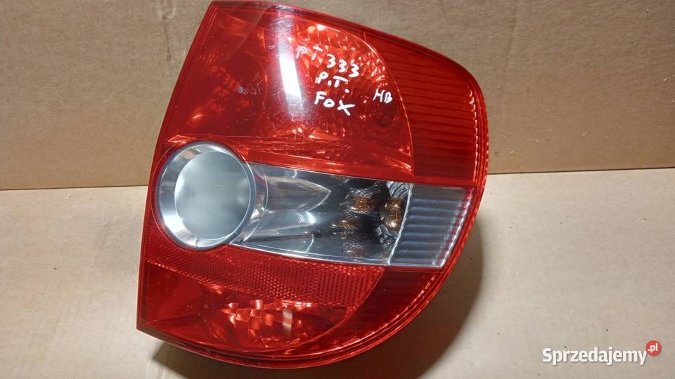 VW FOX I HB LAMPA TYŁ PRAWA Zbierkowo