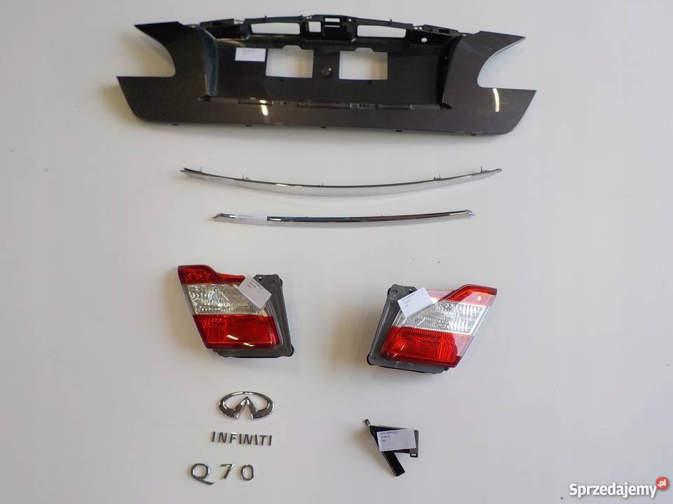 KLAPA BAGAŻNIKA LAMPA INFINITI M Q70 wielkopolskie Nowy Tomyśl
