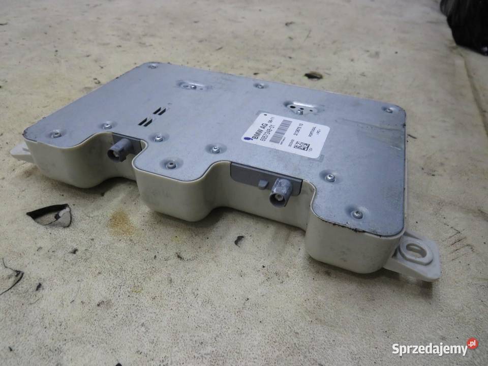 ANTENA PRAWA BMW 6 F06 F12 F13 640D 6957348 osobowe Pozostałe sprzedam