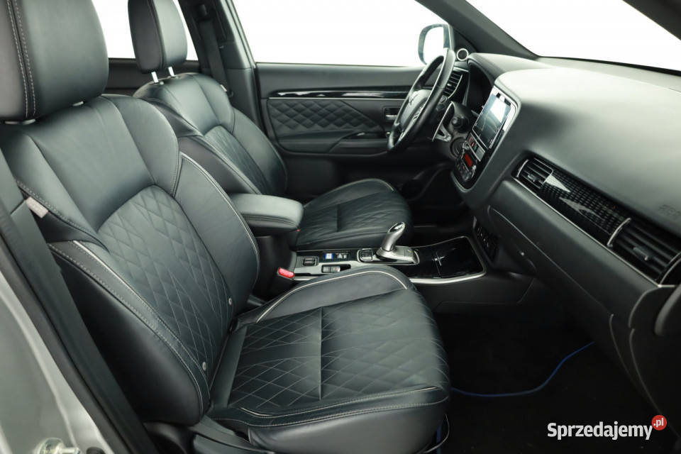 Mitsubishi Outlander 24 PHEV Piaseczno