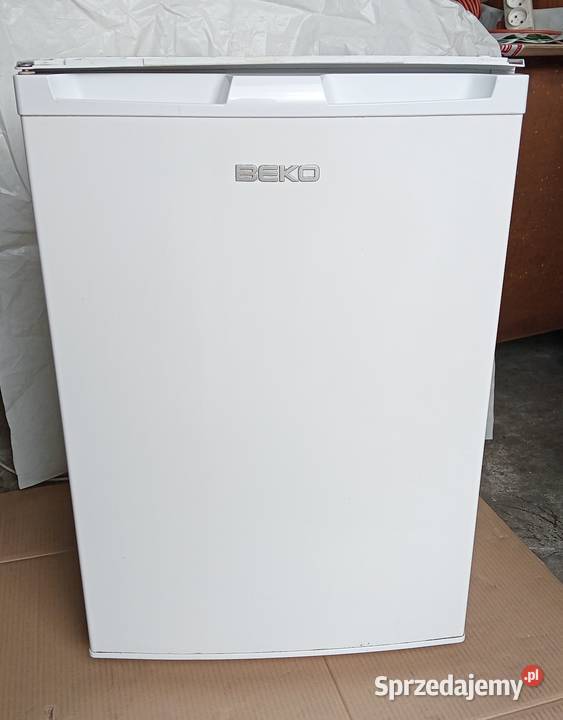 Lodówka Beko mała z zamrażarnikiem 100 sprawna Jaworzno