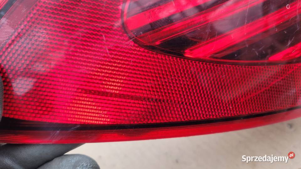MERCEDES W205 LIFT KOMBI LAMPA LED LEWA TYŁ osobowe Ruda Śląska