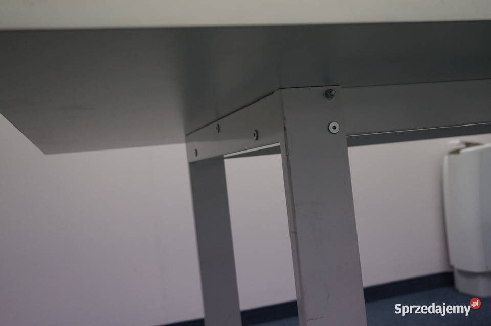 Duży stół konferencyjny w kolorze białym Wrocław