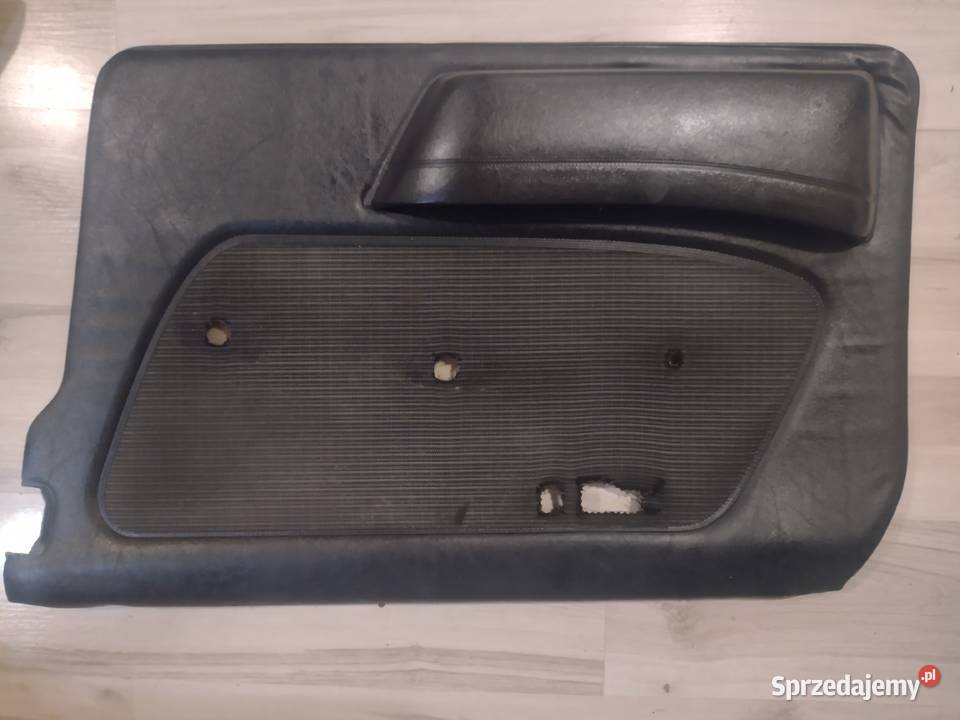 Mercedes W123 boczki drzwi czarne kpl 4 Rok produkcji 1983 Łagiewniki